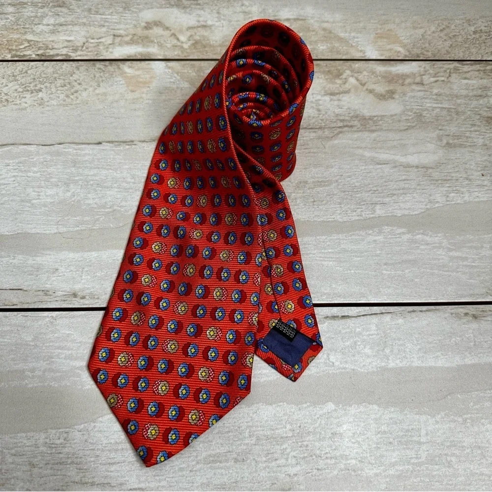 Courreges Paris Mens Peach 100% Silk Tie Floral Motif Work Wear Office Dapper